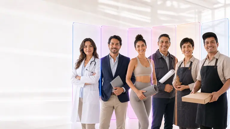 Un sitio web propio presenta tu negocio a toda hora Profesionales y negocios independientes muestran su trabajo en un sitio web propio